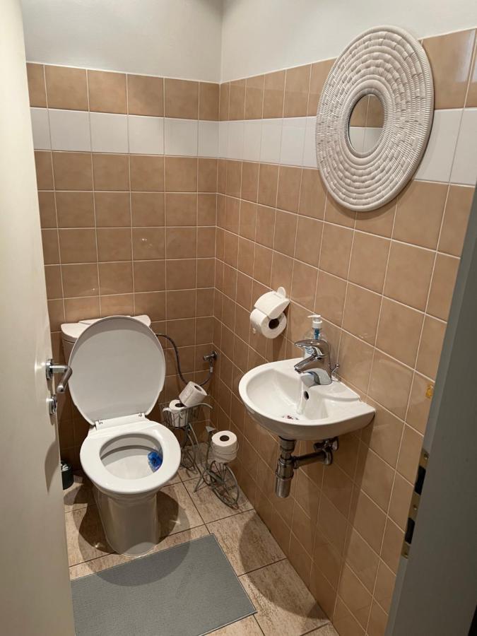 Iren Apartment Bratislava Eksteriør bilde